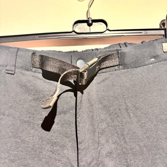 Uniqlo Stretchy Chino Pants Navy Blue - Picture 2 of 9